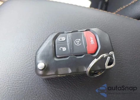 2021 Jeep Gladiator High Altitude 4X4 z USA, uszkodzony, nr VIN 1C6HJTFG1ML597581